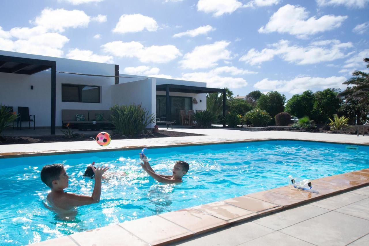 Heated & Shared Pool Villa Matriana 36A, North Shore Villas Lajares Ngoại thất bức ảnh